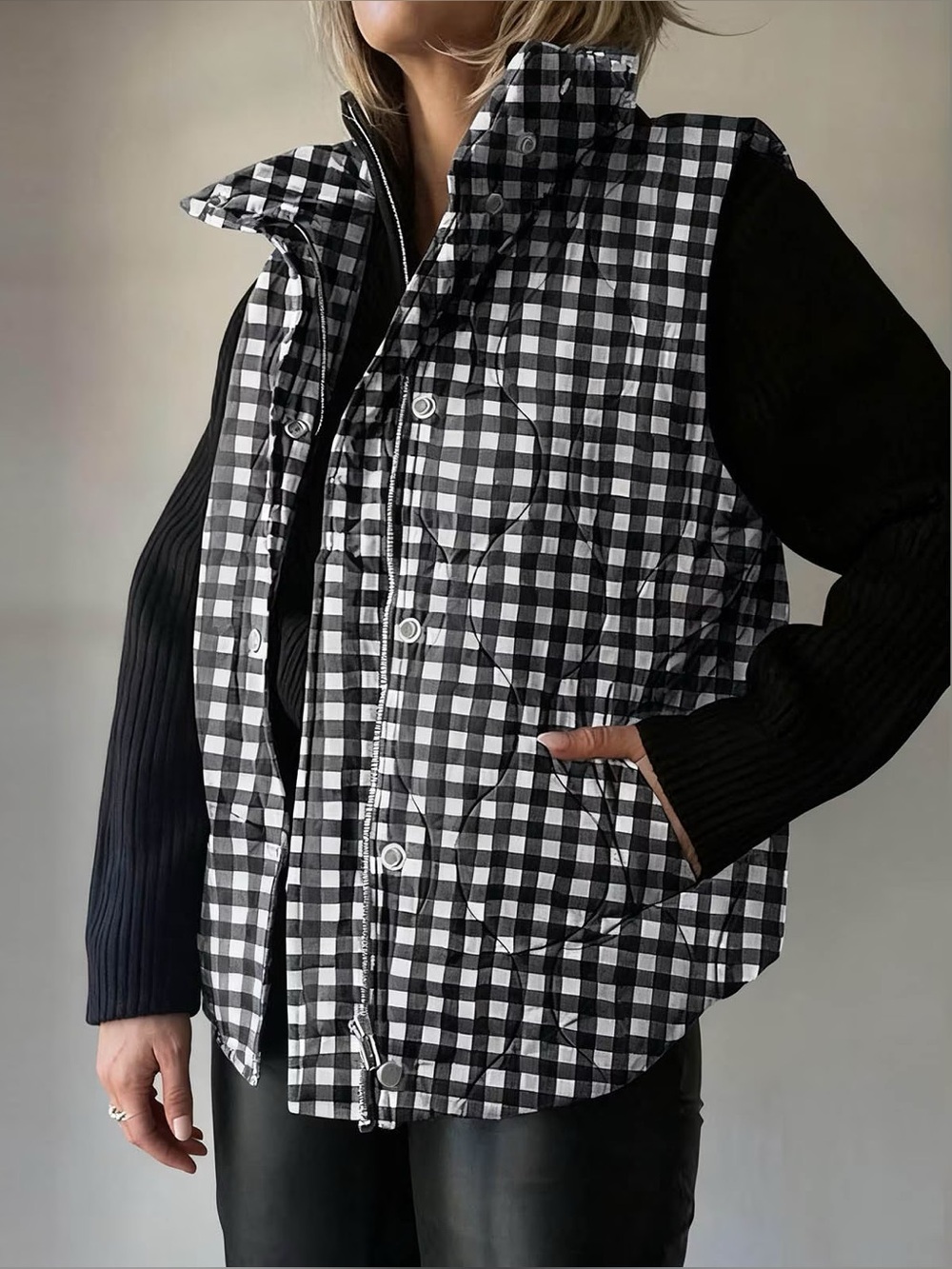 New Amazon Blue/White Gingham Collared Curved Hem Lightweight Puffer Vest Size S